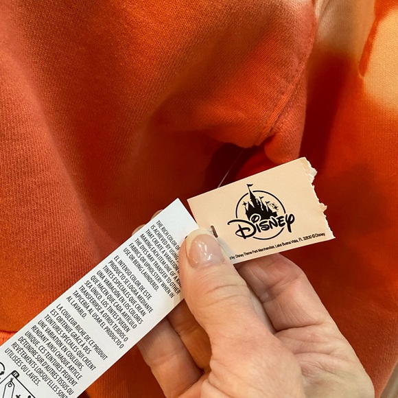 NWT Walt Disney World tie, dyed, hooded sweatshirt - Picture 7 of 9